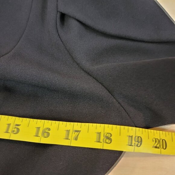 Calvin Klein Belted Cropped Jumpsuit - Like New Condition - Picture 11 of 12